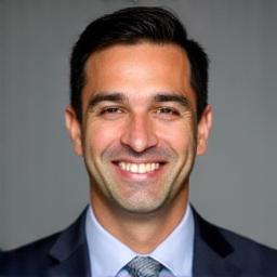 Marcos Vega, Fisioterapeuta y experto en movilidad en IronCrest Wellness